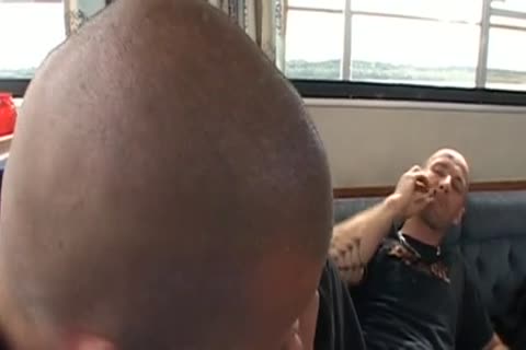 sleazy messy Sneaker two