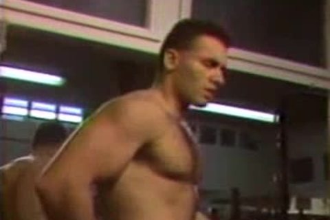 Full video - Muscle males