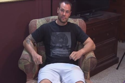 Real, Self-identifying, Straight men Sexploring Their Natural Curiosities On movie With Casey dark Who Introduces The guys To Their Truly Authentic sexual Selves For Their Very First Time.