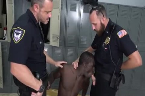 This ebon Thug Falls For The Bait Car And gets A nice subrigid Dicking From Some Cops