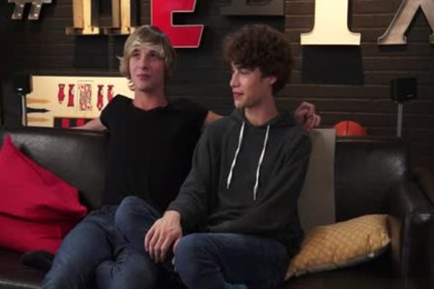 brunette hair homosexual pooper sex And cumshot