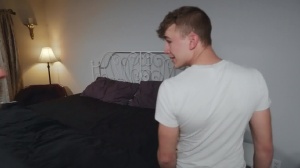 10-Pounder Chasing - Zander Lane anal Hook up