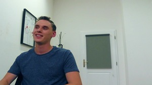 Dorky chap acquires a mouthful of kinky sperm in a POV vid