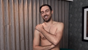 Str8chaser.com - Black haired Peyton handjob