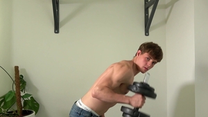 EastBoys.com: Muscled amateur wishes rough nailing