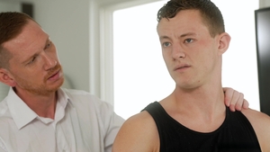 Family Dick: Hairy Brody Delights Aaron's Quiff