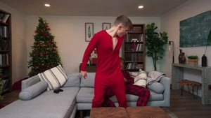 Men: Holiday Sneak: Twink Jake's Xmas BJ Surprise