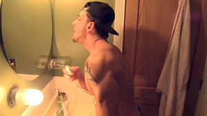 americanmusclehunks: Inked Stud Takes Charge