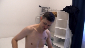 Czech Hunter: Worshipping His Stunning Body